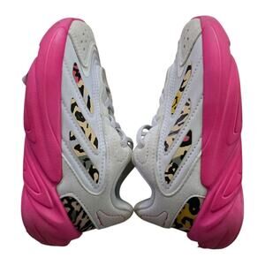 Adidas Ozelia Ftwr White Magic Pink Shoes SZ 9K Sneakers Camo Striped